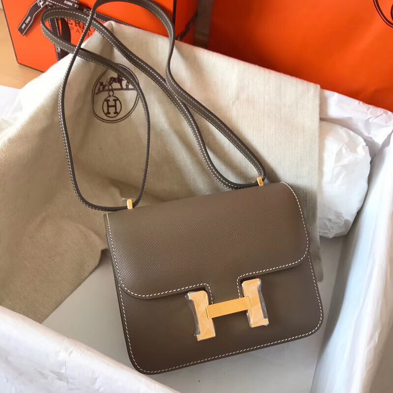 Hermes Constance 24cm Shoulder Bag In Etoupe Epsom Leather